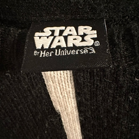 STAR WARS - Oversized Comfy Darth Vader Sweater Size Small - Picture 4 of 5